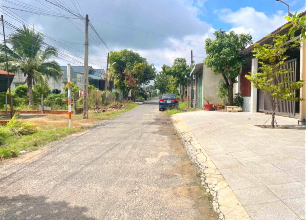 Đất mặt tiền chợ Thanh Điền, Tây Ninh 965.2m² giá 1.1 tỷ - Đầu tư sinh lời ngay!