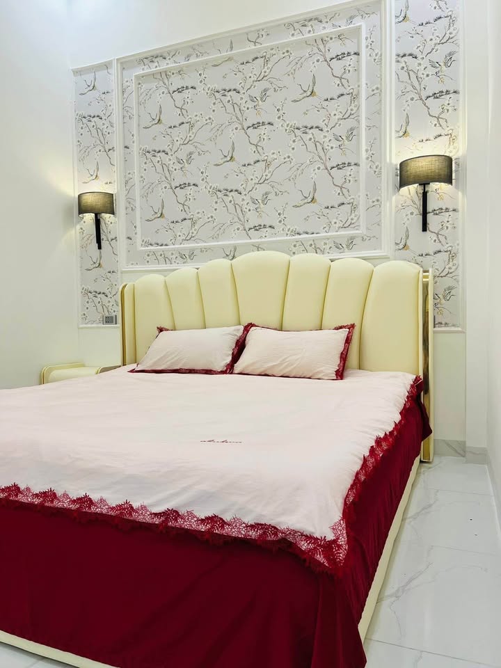 Nhà phố Hòa Thành Tây Ninh 126m² giá 2 tỷ - Phong cách Trung Đông độc đáo!