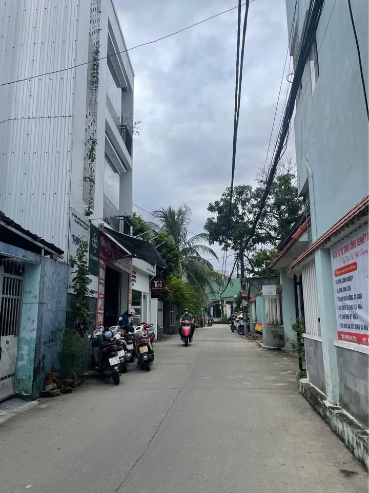 Lô đất 3 mặt tiền đường Bình Thái 4, quận Cẩm Lệ, 74m² - Giá chỉ 3.58 tỷ có thương lượng!