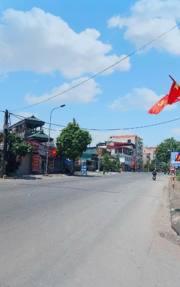 Đất nền Kim Sơn Gia Lâm 52m² giá 3.2 tỷ - Sổ đỏ chính chủ, thuận tiện ở ngay!