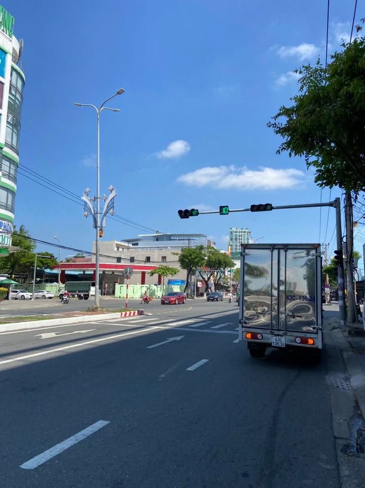 Đất nền Nguyễn Hữu Thọ, Hải Châu 120m² giá 16.5 tỷ - Vị trí đắc địa hiếm có!