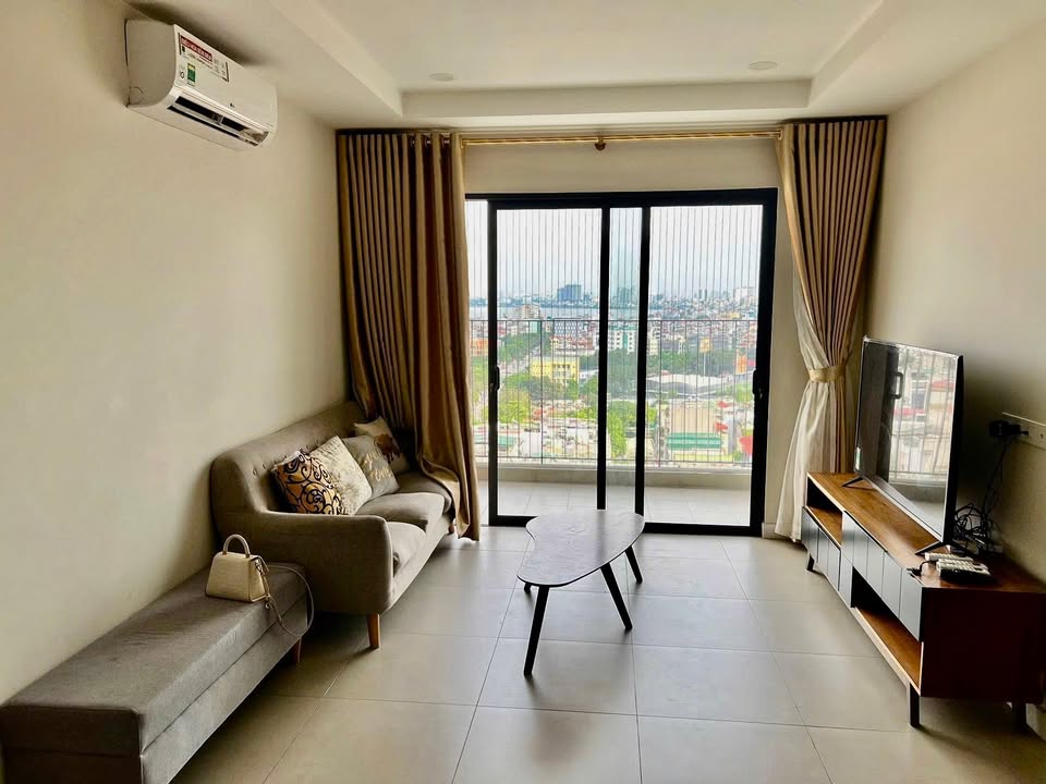 Căn hộ 3 phòng ngủ Kosmo Tây Hồ 118m² giá 10 tỷ - View hồ thoáng mát!