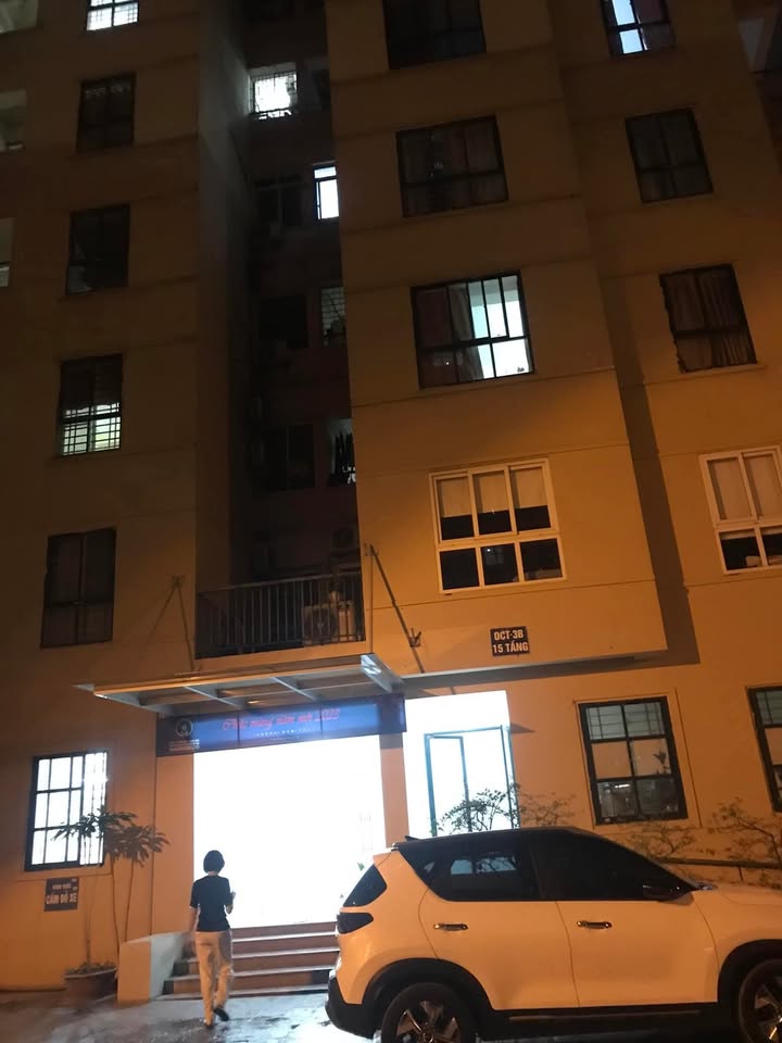 Căn hộ OCT3B Resco Cổ Nhuế 118m² giá 8 tỷ - Căn góc thoáng mát, đầy đủ ánh sáng!