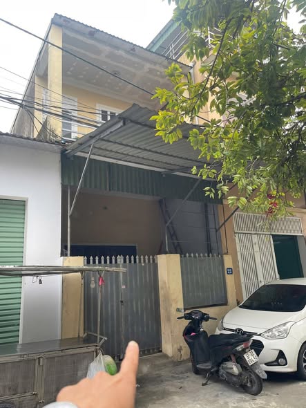 Nhà 2 tầng đường Đào Tấn, phường Đội Cung, 69.6m² - Vị trí đẹp, giá tốt!