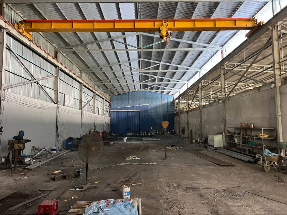 Kho xưởng cho thuê 600m² tại KDC Ngân Thuận, Bình Thủy, Cần Thơ - Cẩu 3 tấn, điện 3 pha sẵn có!