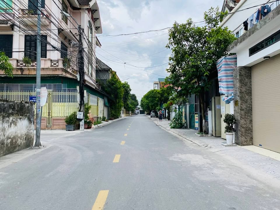 Nhà 2 Tầng Đẹp Mặt Tiền 9m Trần Quốc Toản, Vinh 163m² - Vị trí đắc địa!