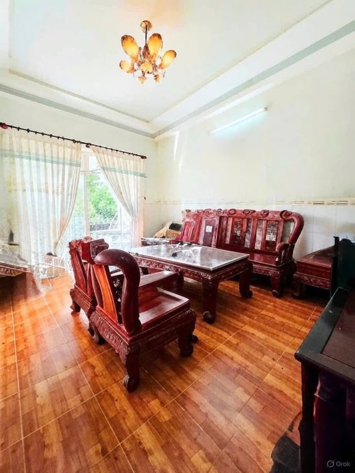 Nhà 2 tầng Long Trường Q9 88m² giá 4.4 tỷ - Nở hậu lý tưởng!