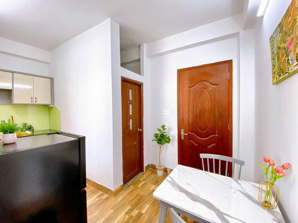 Nhà nhỏ cho thuê tại Hoà Hảo, Quận 10 - Gần Đại học Kinh tế chỉ 100m