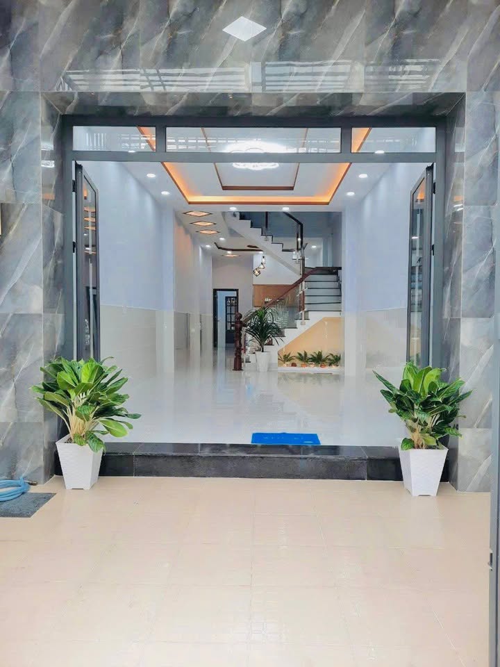 Nhà mặt tiền kinh doanh đường 37 Tân Quy, quận 7 - Cho thuê 22 triệu/tháng