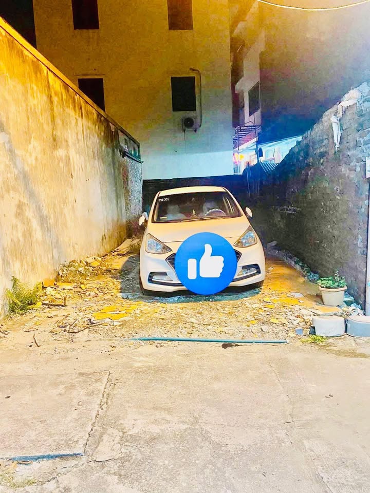 Đất phố Trạm Gia Lâm 50m² giá thỏa thuận - Đầu tư sinh lời, vị trí đắc địa cạnh Aeon Mall!