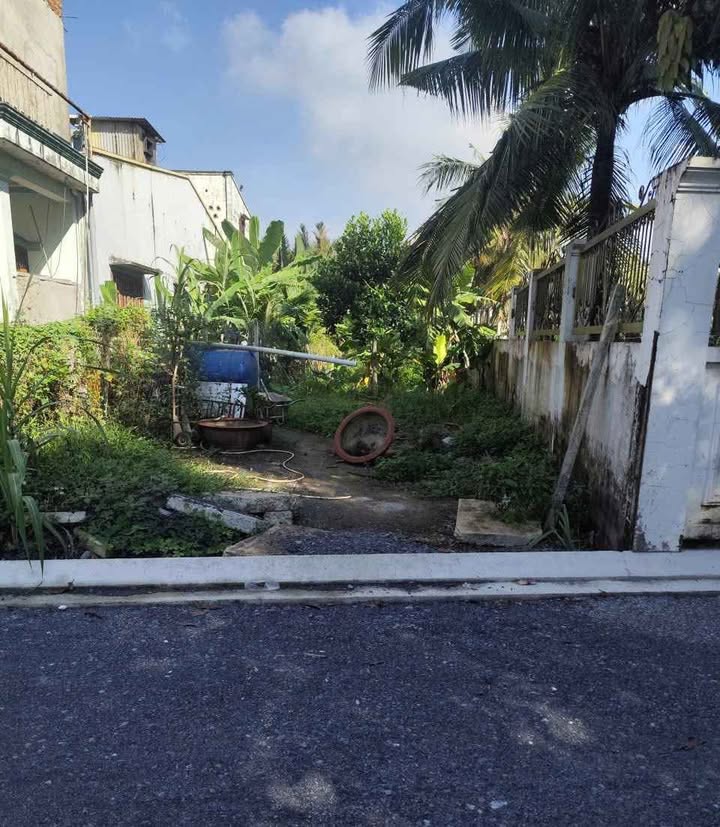 Mặt tiền Đường Số 12, Quận 9, 220m² giá 6.2 tỷ - Cơ hội đầu tư sinh lời!