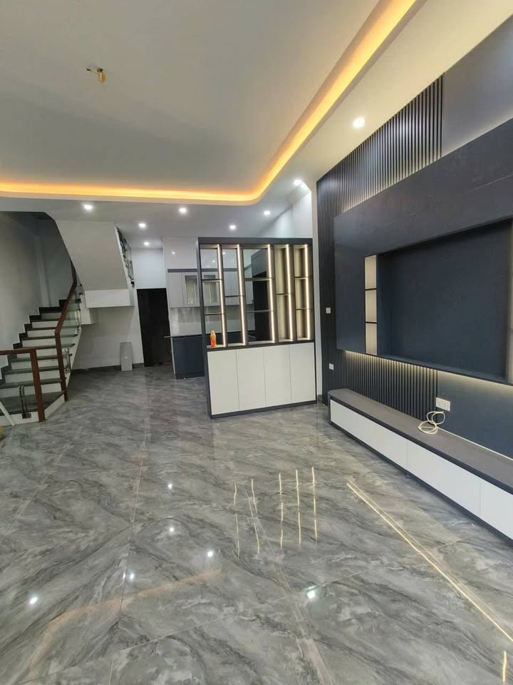 Nhà 3 tầng phường Cao Thắng, Hạ Long 51m² giá 2.95 tỷ - Full nội thất, dọn về ở ngay!