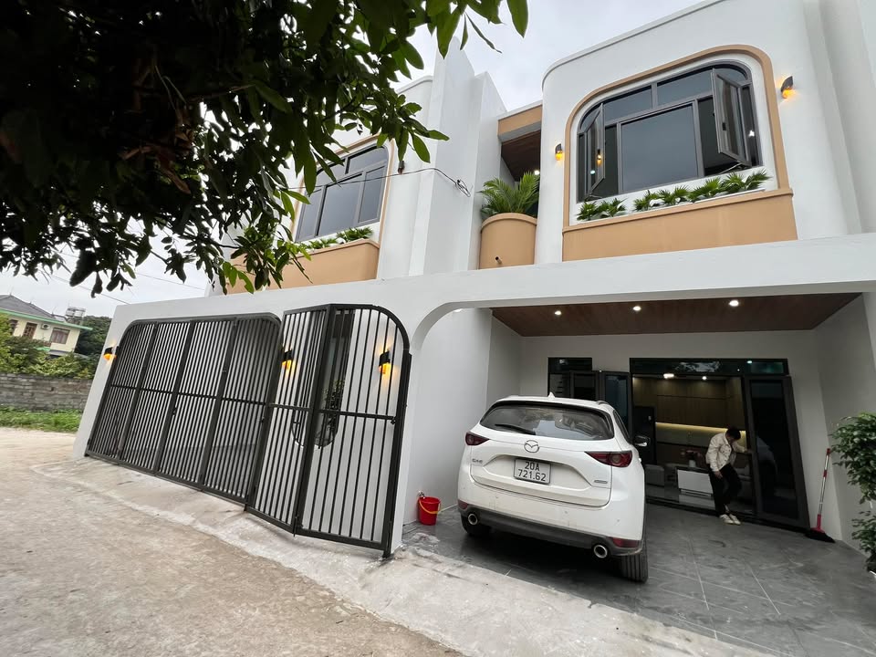 Nhà riêng Tân Thành Thái Nguyên 94m² giá 2 tỷ - Full nội thất, sẵn sàng ở ngay!