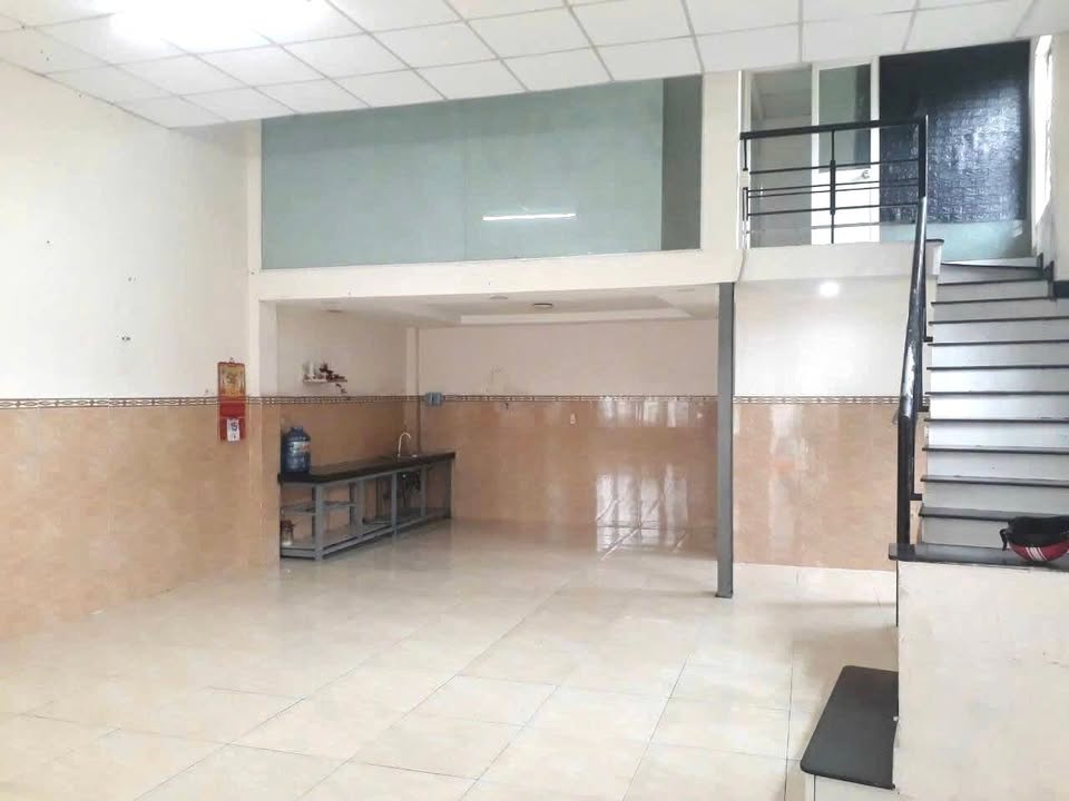 Nhà nguyên căn QL1A, Bình Tân, 72m² - Cho thuê giá 6 triệu/tháng