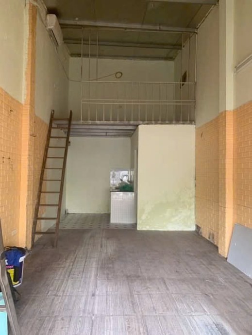 Cho thuê nguyên căn mặt phố Nguyễn Văn Lộc Mộ Lao 30m² - Kinh doanh siêu tiện lợi!