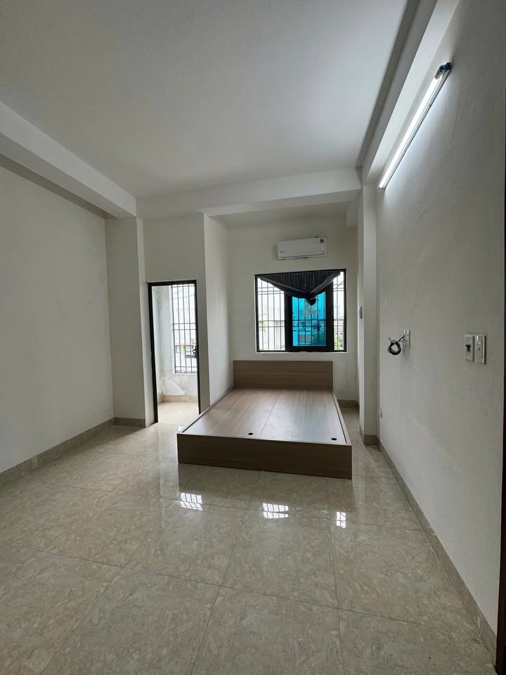 Cho thuê CCMN 172 Vũ Hữu, Trung Văn 25m² - Giá chỉ 4 triệu/tháng!