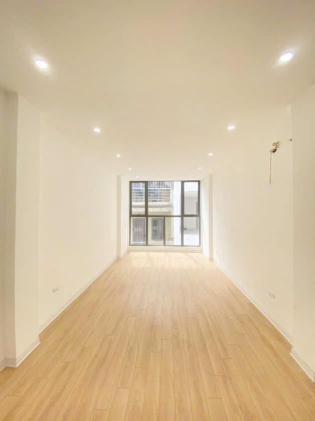 Nhà cho thuê 6 tầng phố Đào Tấn - Ba Đình - Diện tích 45m², tiện nghi đầy đủ