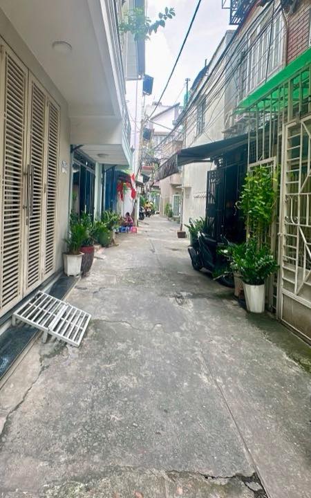 Bán nhà riêng 48m² tại Lũy Bán Bích, Tân Phú - Vị trí đắc địa, giá 5 tỷ!