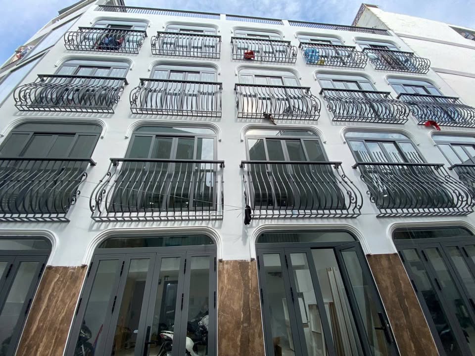 Căn hộ dịch vụ 172m² tại Lê Quang Định, Bình Thạnh - Doanh thu >100 triệu/tháng!