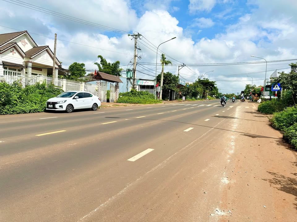 FrontHouse Tỉnh Lộ 8 Buôn Ma Thuột 175m² giá 2.5 tỷ - Kinh doanh thuận lợi!