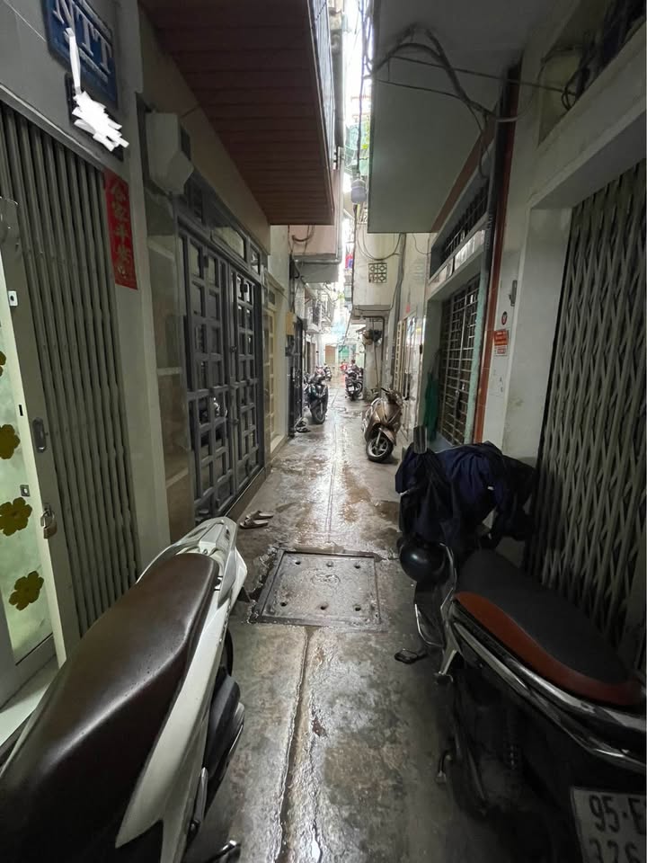 Nhà hẻm 55, Thành Mỹ, Tân Bình 10m² giá 1.68 tỷ - Vị trí đẹp, tiện lợi!