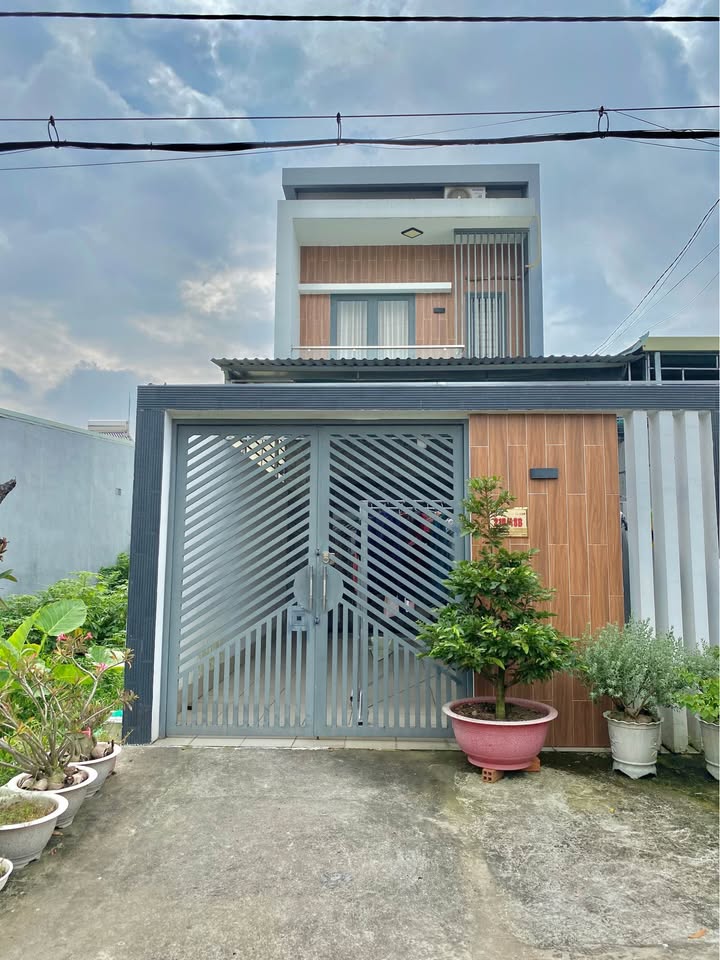 Nhà đẹp Củ Chi 140m² giá tốt - Bán gấp do kẹt ngân hàng!