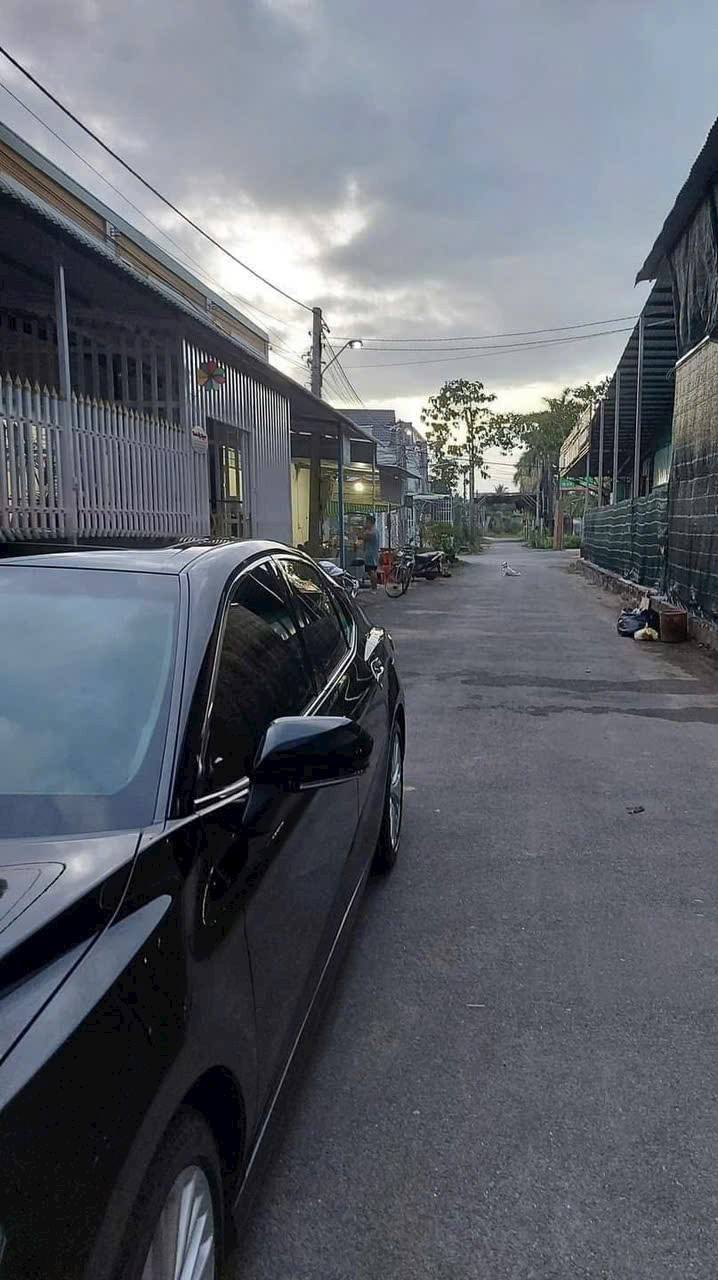 Nhà cho thuê có nội thất phường Thanh Đức Vĩnh Long 2PN giá chỉ 4 triệu/tháng - Đầy đủ tiện nghi!