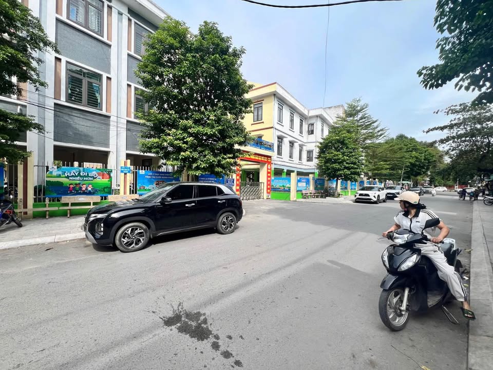 Đất nền Đường Đông Lân 90m² giá 4 tỷ - Vị trí đẹp, tiềm năng cao!