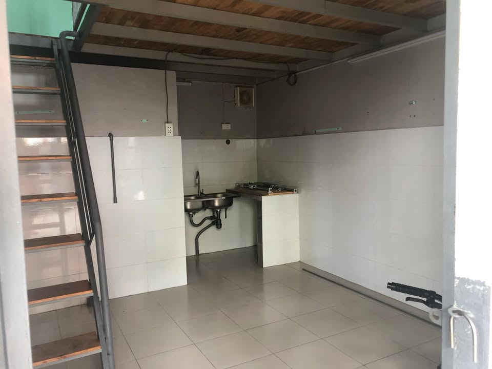 Phòng cho thuê quận Tân Bình 3.7 triệu - Không gian yên tĩnh, an ninh đảm bảo!