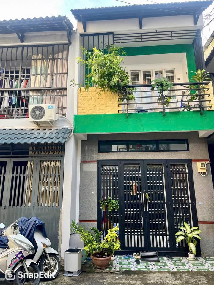 Nhà bán quận Tân Bình 42m² giá 6,9 tỷ - Khu vực yên tĩnh, tiện ích đầy đủ!