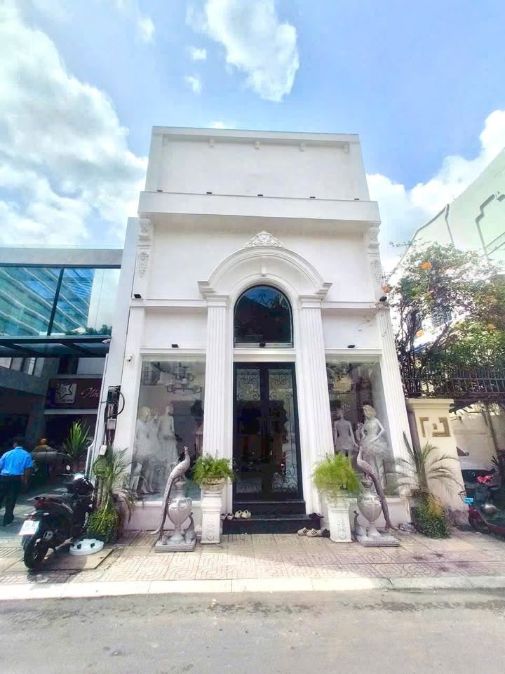 Nhà cho thuê mặt tiền đường Võ Văn Tần, Quận 3 - Diện tích 231m², hỗ trợ kinh doanh mọi ngành nghề!