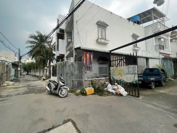 Nhà góc 2 mặt tiền Hà Huy Giáp Q.12 66m² giá 4.45 tỷ - Cơ hội đầu tư tuyệt vời!