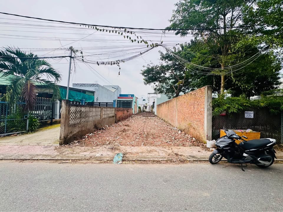 Đất thổ cư mặt tiền đường Phan Lương Trực, Mỹ Tho 75m² - Đầu tư lý tưởng ngay chợ đêm!