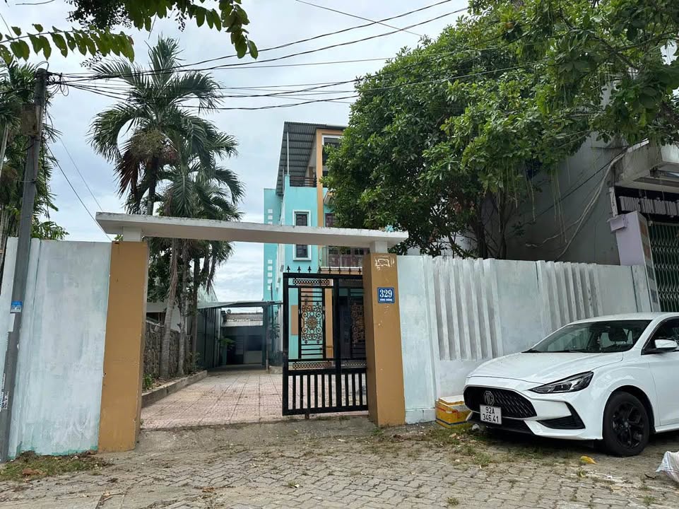 Đất đẹp + Nhà 3 tầng tại 329 Hùng Vương, Tam Kỳ 461m² - Vị trí đắc địa, giá thương lượng!