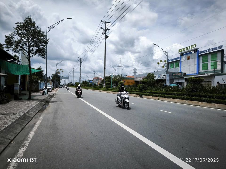 Đất nền mặt tiền Quốc Lộ 1, Phường Long An, 850m² - Giá tốt cho khách thiện chí!
