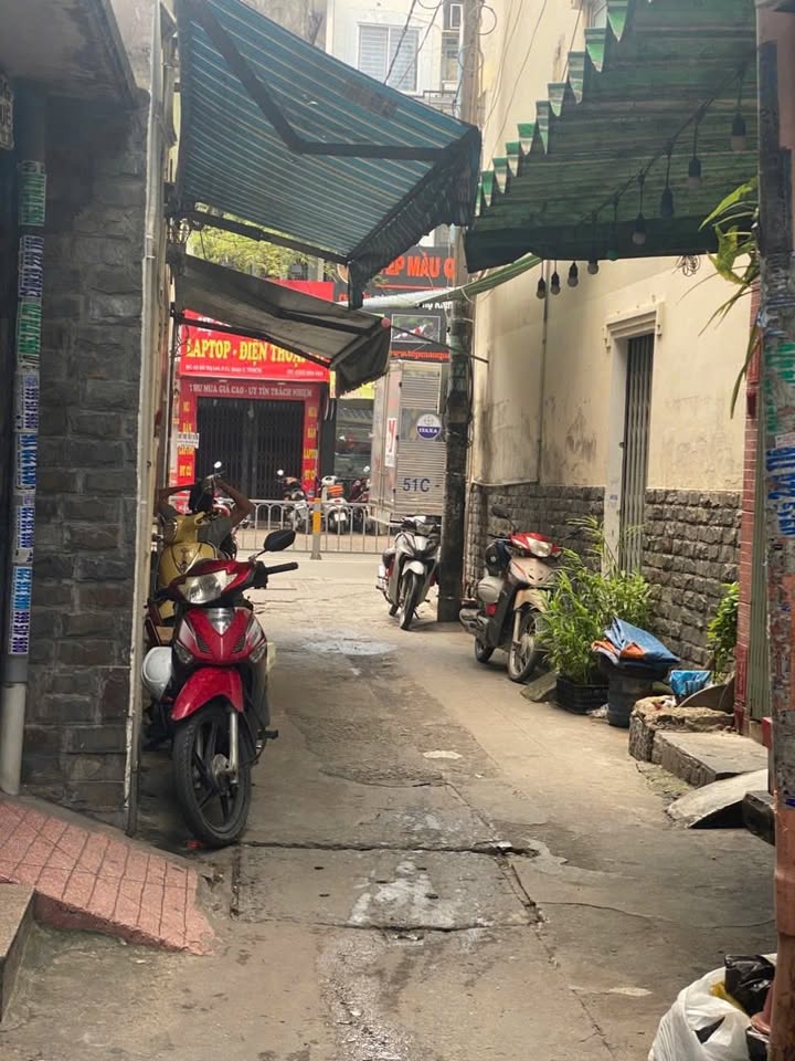 Bán nhà 436 CMT8, phường 11, quận 3 - 31m² giá 4.5 tỷ, nở hậu tuyệt đẹp!