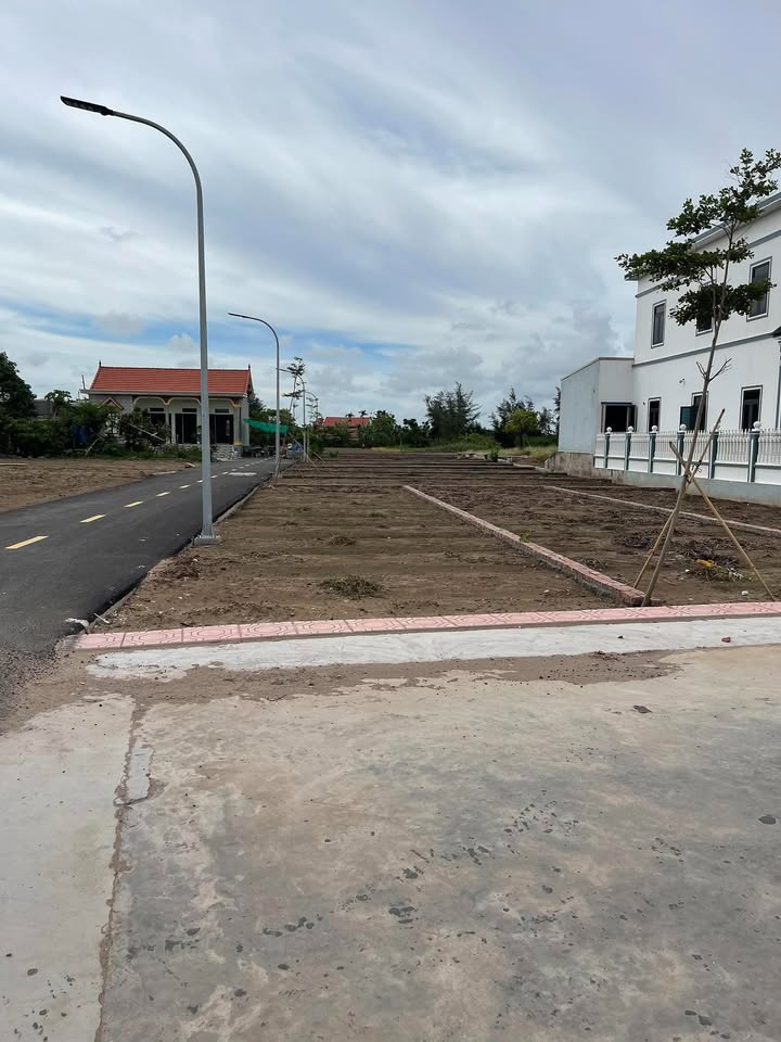 Đất nền Thịnh Long - Nam Định 90m² giá 1.3 tỷ - Cách biển chỉ vài bước chân!