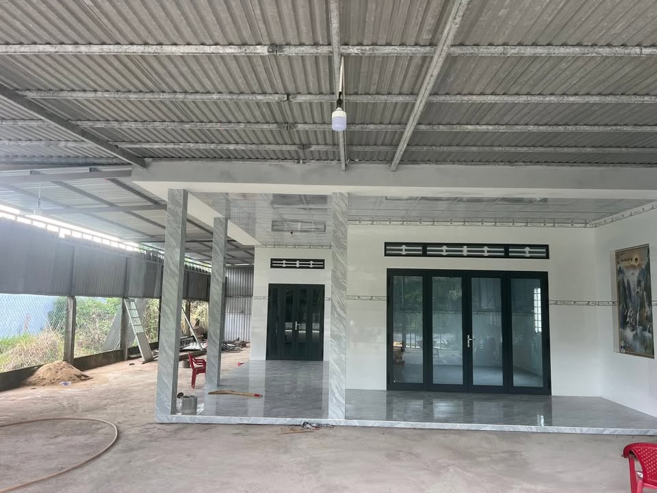Nhà mặt tiền Quốc lộ 57B, Bình Đại, 960m² - Thích hợp kinh doanh!