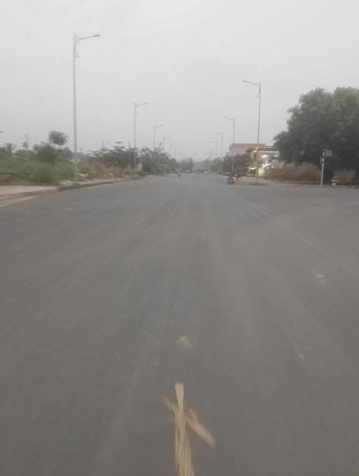 Bán gấp FrontHouse mặt tiền đường Nam Kỳ Khởi Nghĩa, Trảng Bom - Diện tích 240m² chỉ 3 tỷ!