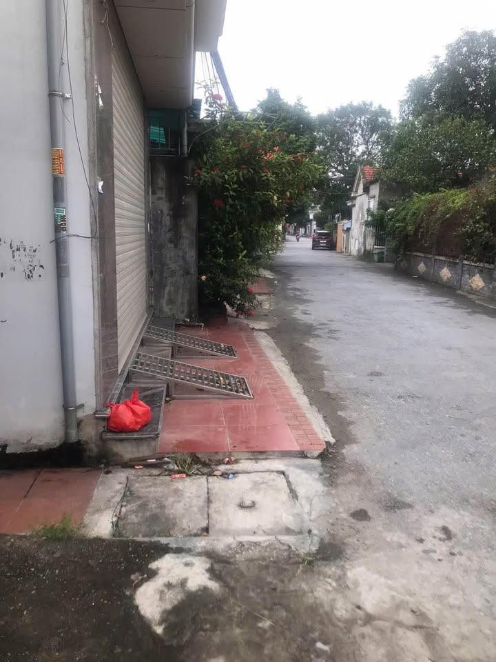 Nhà mặt đường trải nhựa phường Thiên Hương, Hải Phòng 100m² giá 5 tỷ - Cơ hội vàng cho gia đình bạn!