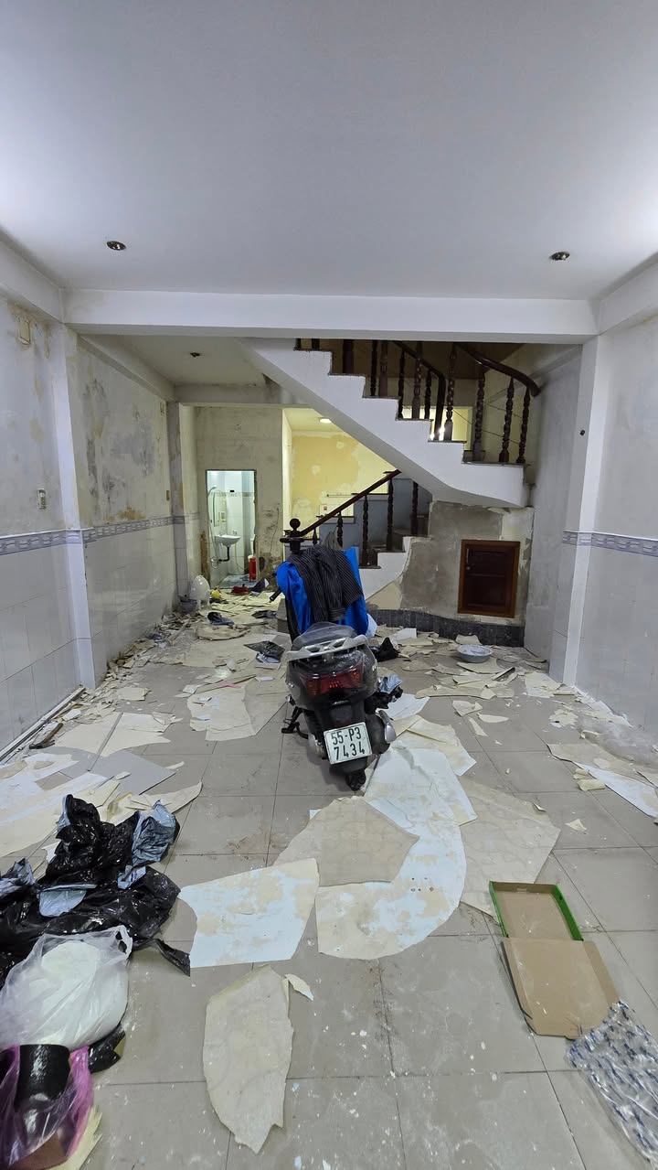 Nhà cho thuê 2 tầng đường Số 8, Bình Hưng Hòa, 48m² giá 8 triệu - Vào ở ngay!