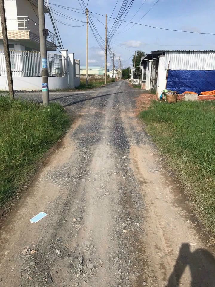 Đất thổ cư 128m² xã Hòa Khánh Nam, Đức Hòa - Sổ hồng chính chủ, giá chỉ 1.2 tỷ!