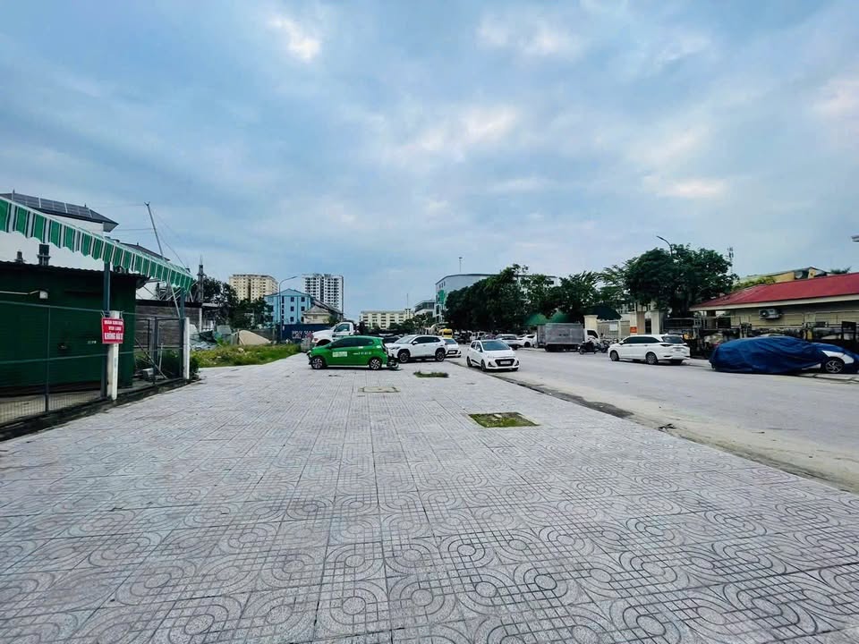 Cho thuê mặt bằng kinh doanh tại đường Lê Mao, Vinh 120m² - Vỉa hè rộng rãi, giá chỉ 5 triệu!