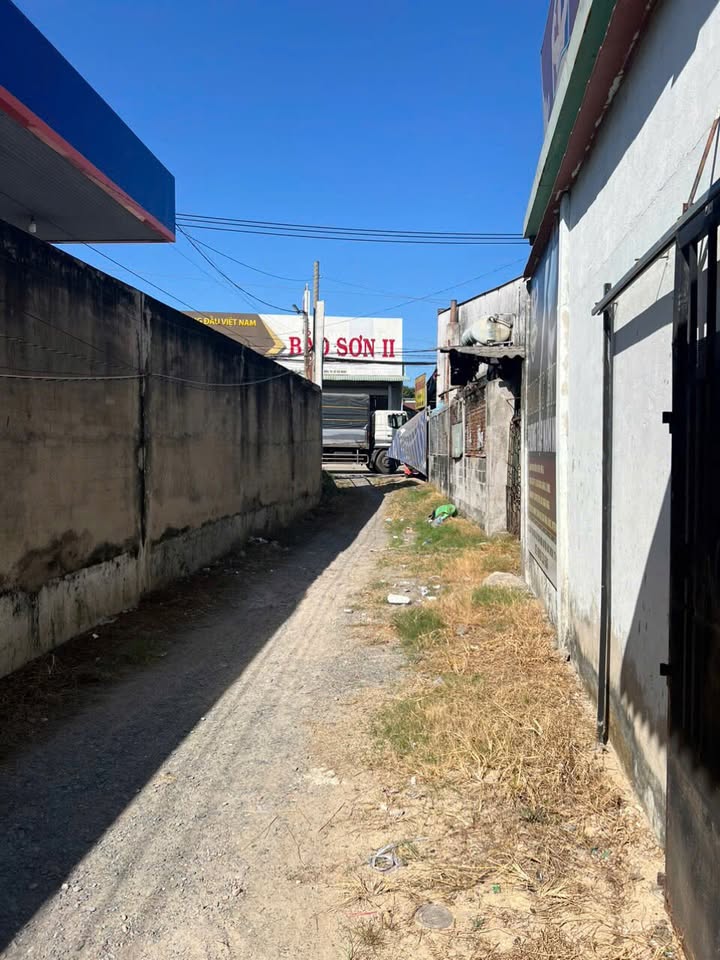 Đất và nhà xã Tân Hiệp Hóc Môn 768m² - Đầu tư sinh lời tiện lợi!