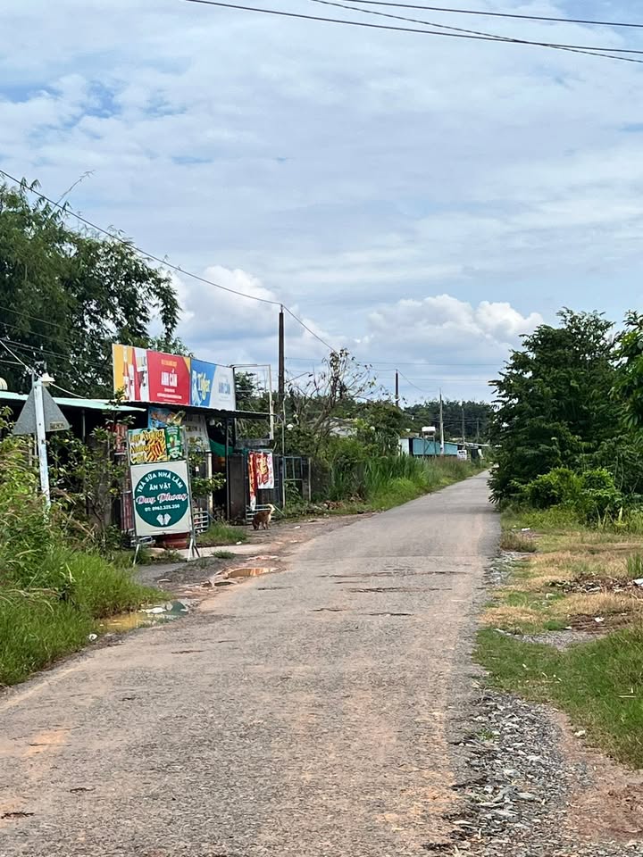 Đất thổ cư Long Hòa, Bến Cầu 270m² giá 1.9 tỷ - Đường ô tô vào tận nơi!