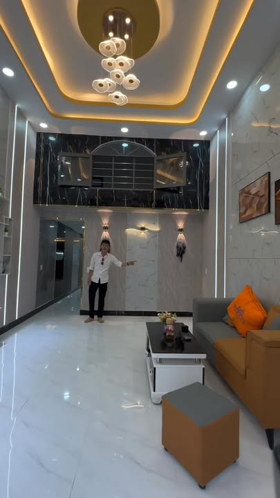 Nhà riêng Hưng Long, Cần Giuộc 84m² giá 2.1 tỷ - Sổ hồng riêng, thương lượng!