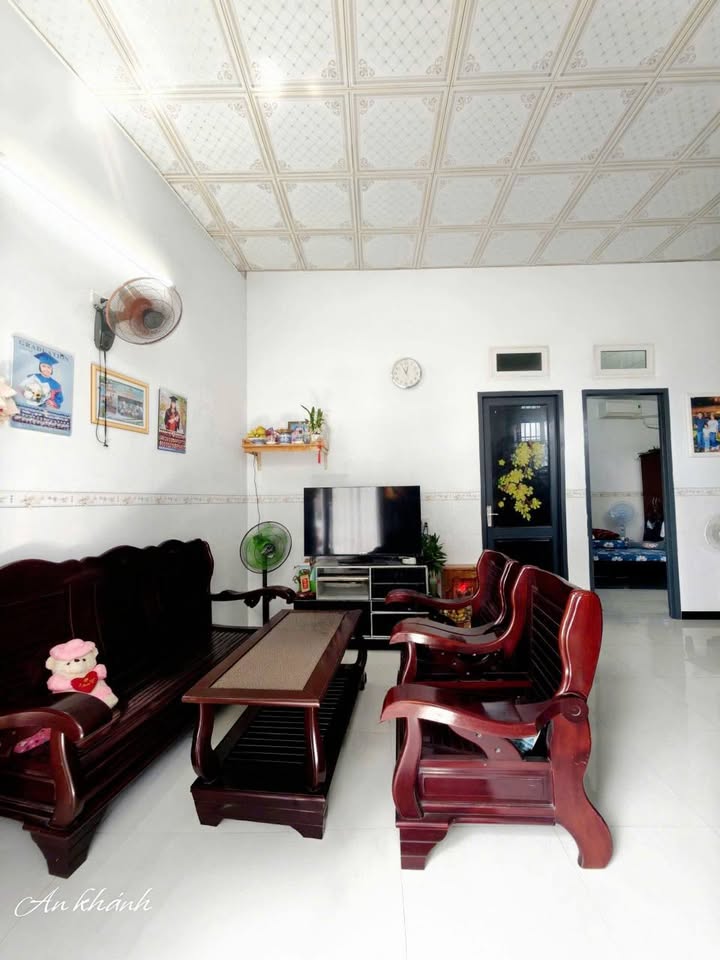 Nhà cấp 4 góc 2 mặt tiền tại Vĩnh Hiệp, Nha Trang, 62.4m² chỉ 1.65 tỷ - Sẵn sàng vào ở!