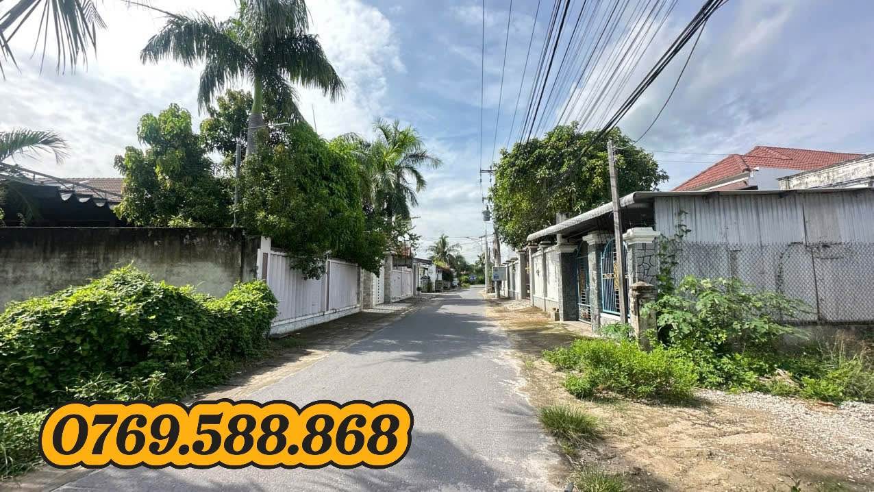 Đất nền Vạn Lương 338m² giá 3.2 tỷ - Lô góc 2 mặt tiền, đầu tư sinh lời!