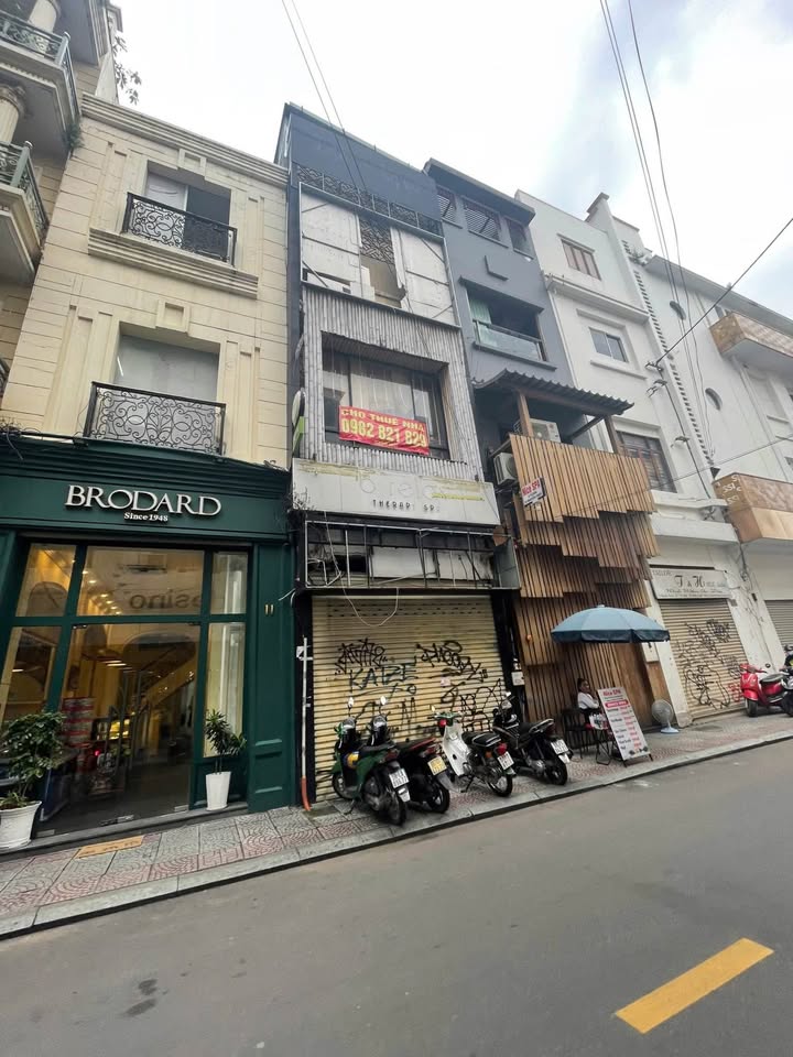 Cho thuê nhà mặt tiền Nguyễn Thiệp, Quận 1 - Diện tích 67m² - Khu trung tâm sầm uất!