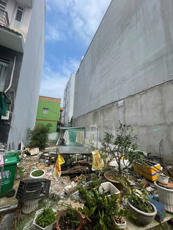 Bán lô đất 96m² tại Lê Văn Lương, Nhà Bè - Giá chỉ 4.85 tỷ hấp dẫn!